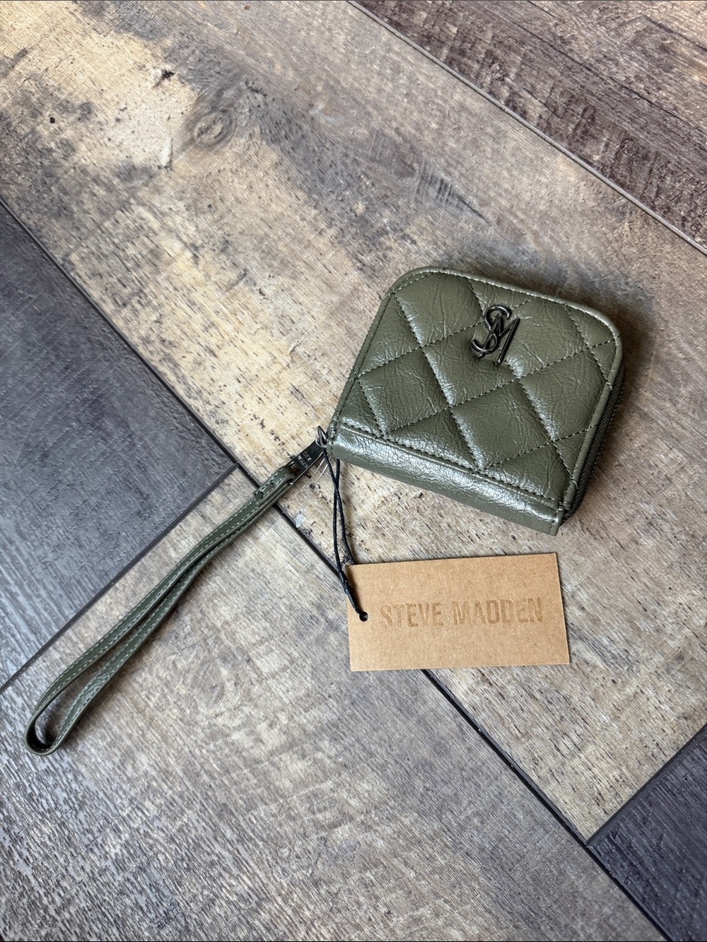Steve Madden Quilted Wristlet Card Case - Olive